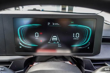 https://vehicle-cdn.autoleague.cloud/1890_31113781_16.jpg