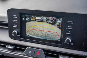 https://vehicle-cdn.autoleague.cloud/1890_31113781_17.jpg