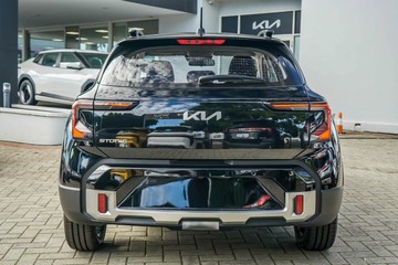 https://vehicle-cdn.autoleague.cloud/1890_31113781_3.jpg