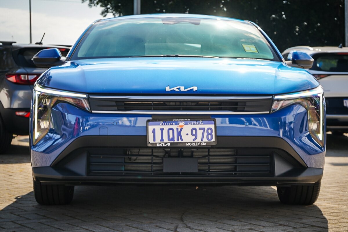 Kia K4 image 3