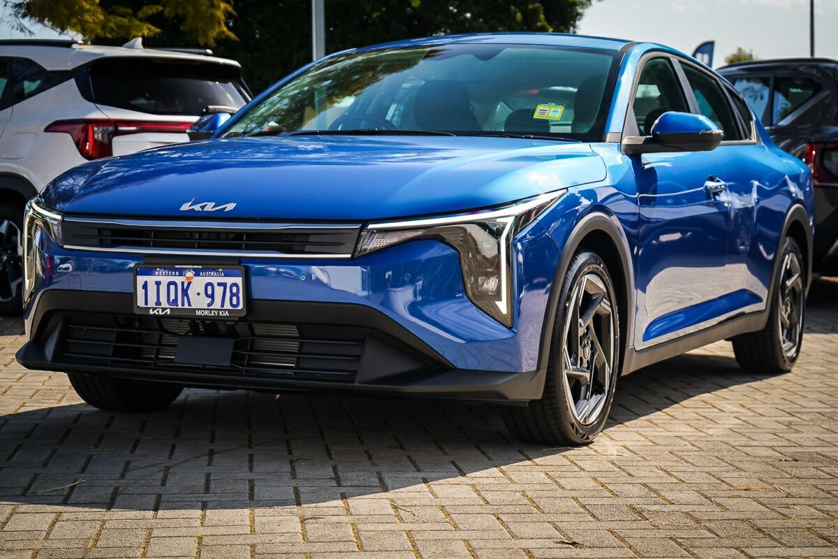 Kia K4 image 4