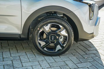 https://vehicle-cdn.autoleague.cloud/1890_31115424_21.jpg