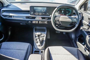 https://vehicle-cdn.autoleague.cloud/1890_31115424_7.jpg