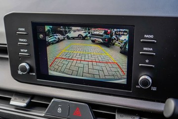 https://vehicle-cdn.autoleague.cloud/1890_31121144_16.jpg