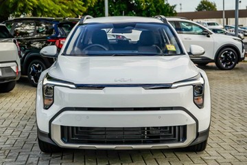https://vehicle-cdn.autoleague.cloud/1890_31121144_2.jpg