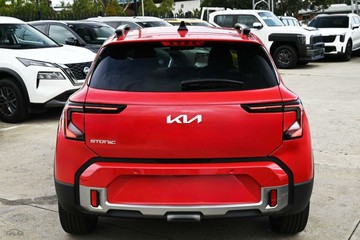 https://vehicle-cdn.autoleague.cloud/1890_31125683_4.jpg