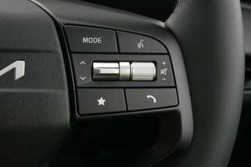 https://vehicle-cdn.autoleague.cloud/1890_31126811_14.jpg