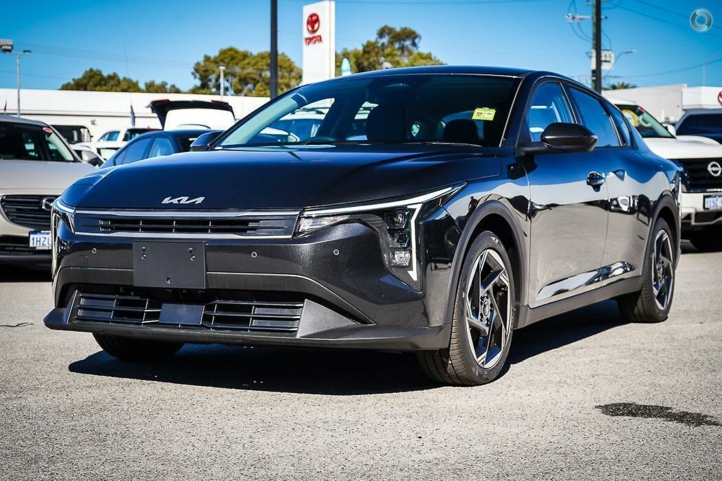 Kia K4 image 4