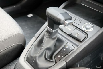 https://vehicle-cdn.autoleague.cloud/1890_31133950_15.jpg