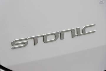 https://vehicle-cdn.autoleague.cloud/1890_31133950_9.jpg