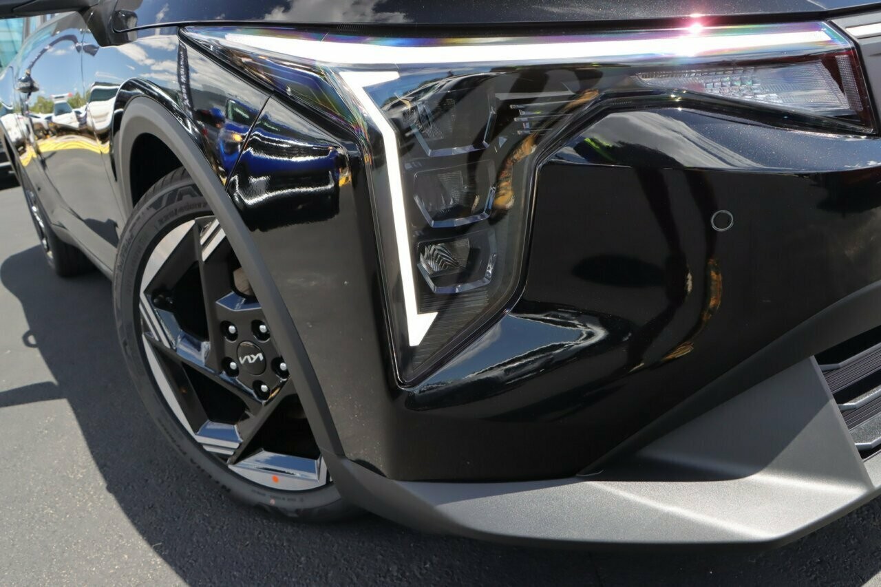 Kia K4 image 2