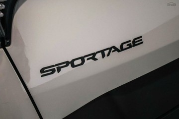 https://vehicle-cdn.autoleague.cloud/1890_311510395_11.jpg