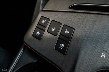 https://vehicle-cdn.autoleague.cloud/1890_311510395_14.jpg