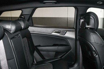 https://vehicle-cdn.autoleague.cloud/1890_311510395_8.jpg