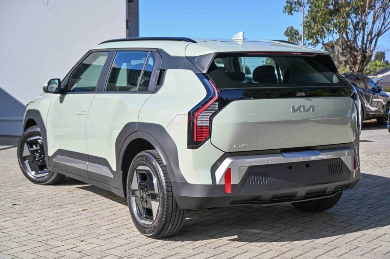 Kia Ev3 image 3