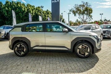 https://vehicle-cdn.autoleague.cloud/1890_31169095_3.jpg