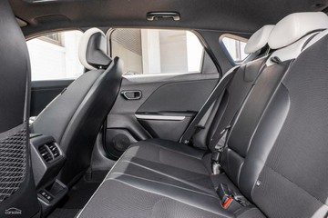 https://vehicle-cdn.autoleague.cloud/1890_31239456_9.jpg
