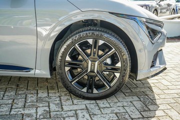 https://vehicle-cdn.autoleague.cloud/1890_31257962_23.jpg
