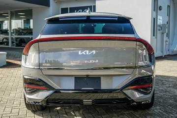 https://vehicle-cdn.autoleague.cloud/1890_31257962_3.jpg