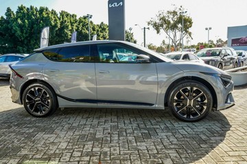 https://vehicle-cdn.autoleague.cloud/1890_31257962_6.jpg
