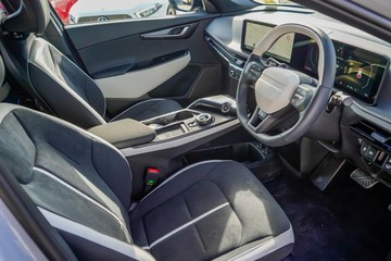 https://vehicle-cdn.autoleague.cloud/1890_31257962_7.jpg