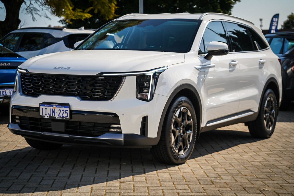 Kia Sorento image 4
