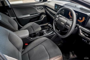 https://vehicle-cdn.autoleague.cloud/1890_31274580_10.jpg
