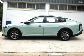 https://vehicle-cdn.autoleague.cloud/1890_31309341_5.jpg
