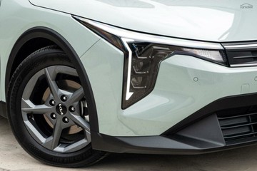 https://vehicle-cdn.autoleague.cloud/1890_31309341_7.jpg