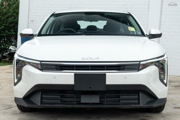 https://vehicle-cdn.autoleague.cloud/1890_31328276_2.jpg