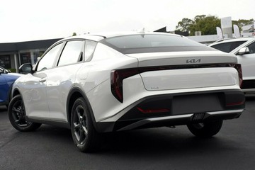 https://vehicle-cdn.autoleague.cloud/1890_31344712_3.jpg