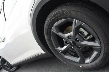 https://vehicle-cdn.autoleague.cloud/1890_31344712_4.jpg