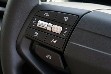 https://vehicle-cdn.autoleague.cloud/1890_31350064_14.jpg