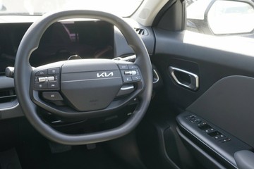 https://vehicle-cdn.autoleague.cloud/1890_31350087_7.jpg