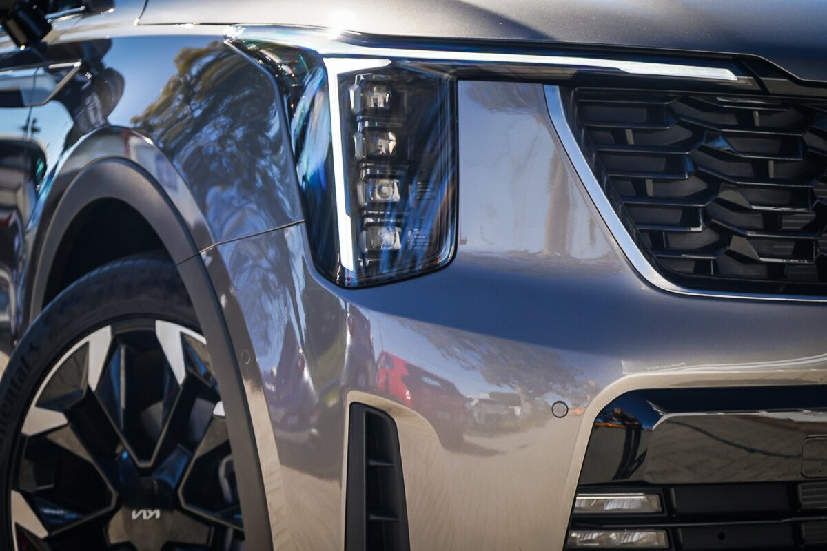 Kia Sorento image 2