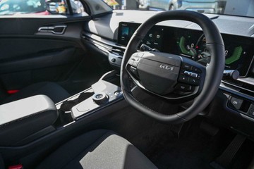https://vehicle-cdn.autoleague.cloud/1890_31398516_6.jpg