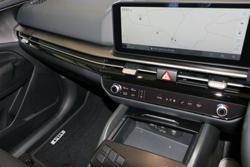 https://vehicle-cdn.autoleague.cloud/1890_31411844_10.jpg