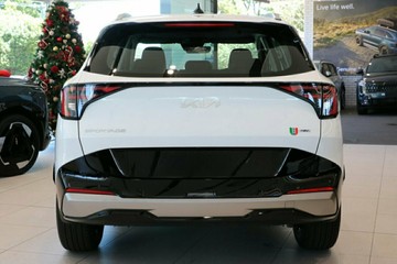https://vehicle-cdn.autoleague.cloud/1890_31411844_18.jpg