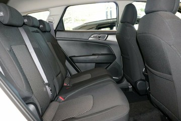 https://vehicle-cdn.autoleague.cloud/1890_31411844_7.jpg