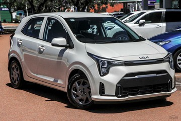 https://vehicle-cdn.autoleague.cloud/1890_31531490_1.jpg