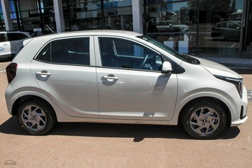 https://vehicle-cdn.autoleague.cloud/1890_31531490_5.jpg