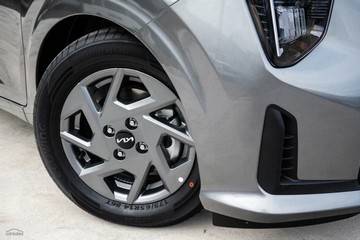 https://vehicle-cdn.autoleague.cloud/1890_31532048_7.jpg