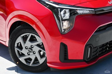 https://vehicle-cdn.autoleague.cloud/1890_31536759_7.jpg
