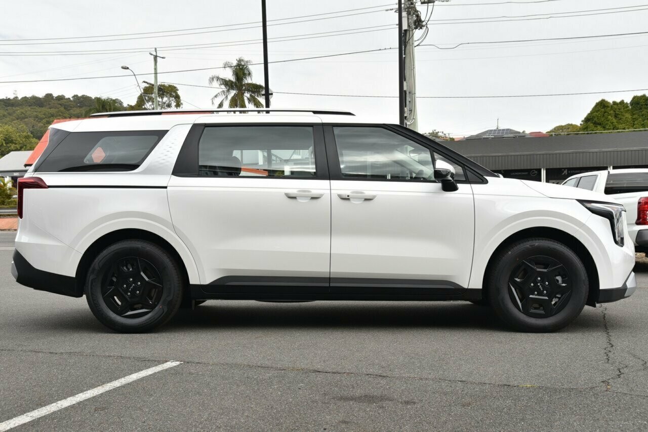 Kia Carnival image 2