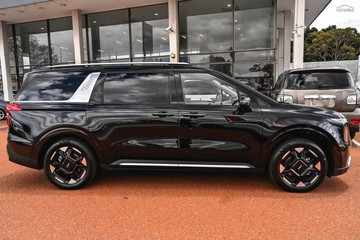 https://vehicle-cdn.autoleague.cloud/1890_31636576_5.jpg