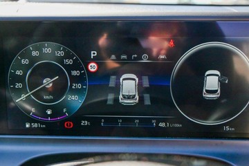 https://vehicle-cdn.autoleague.cloud/1890_31811895_11.jpg