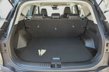 https://vehicle-cdn.autoleague.cloud/1890_31811895_22.jpg