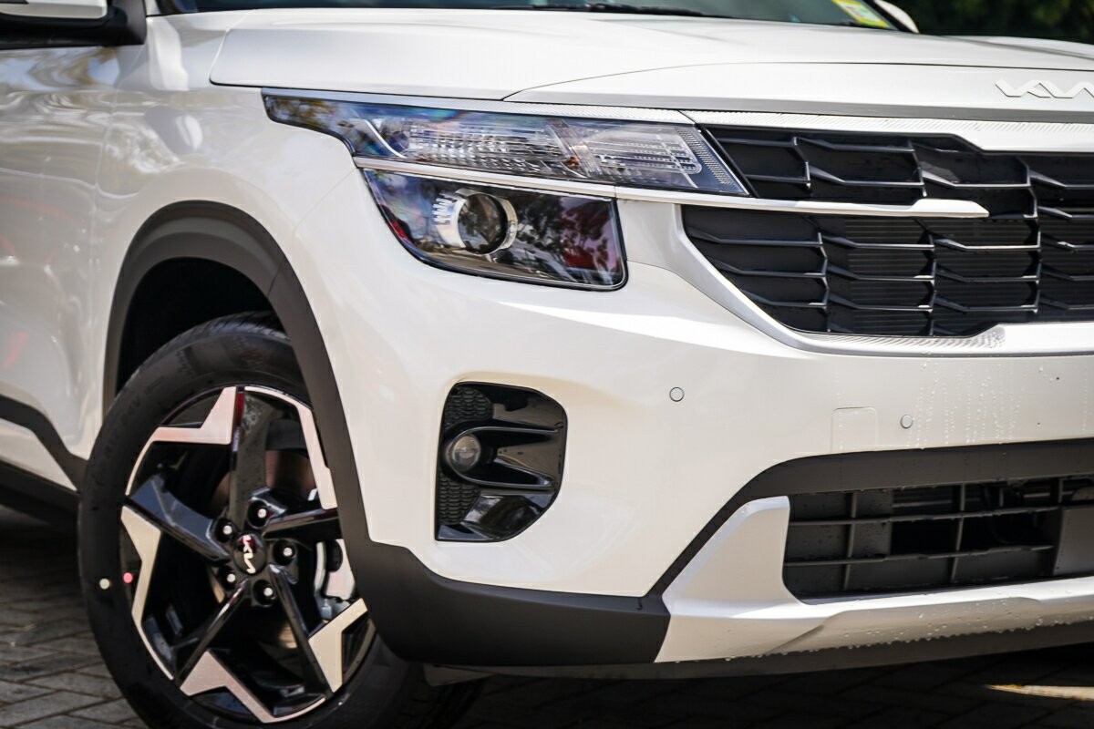 Kia Seltos image 2