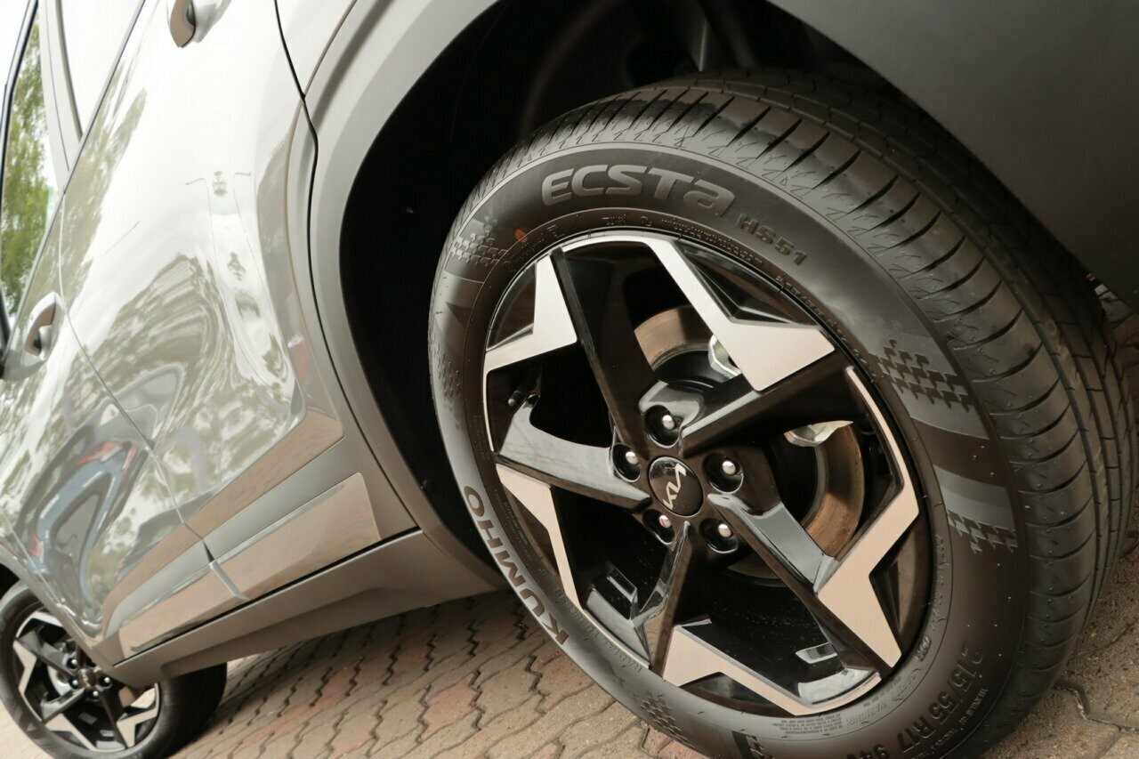 Kia Seltos image 4