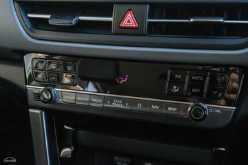 https://vehicle-cdn.autoleague.cloud/1890_31901814_13.jpg
